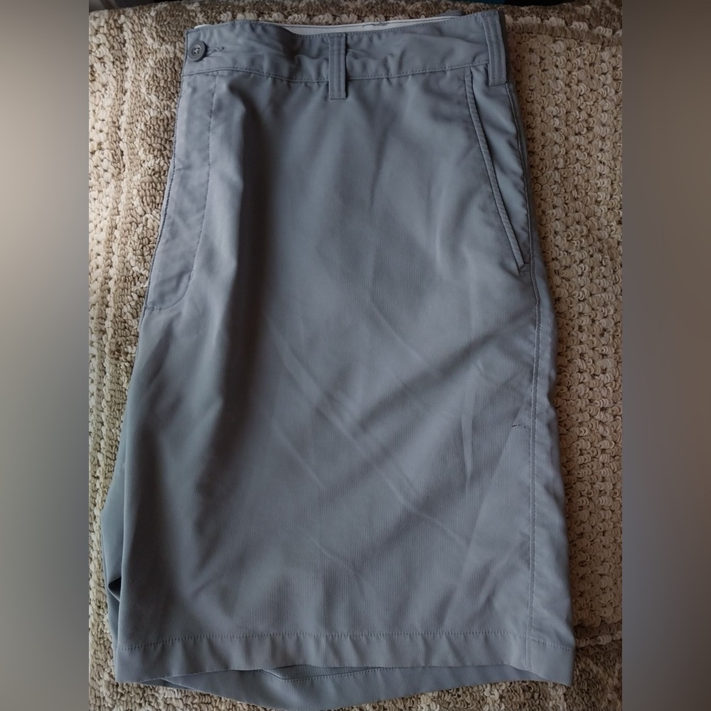 Men’s Reebok golf shorts